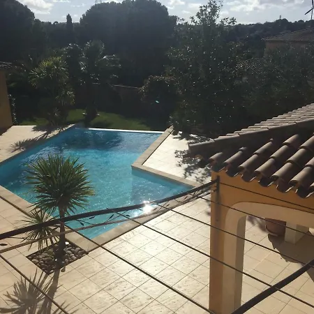 Languedocienne Vila *